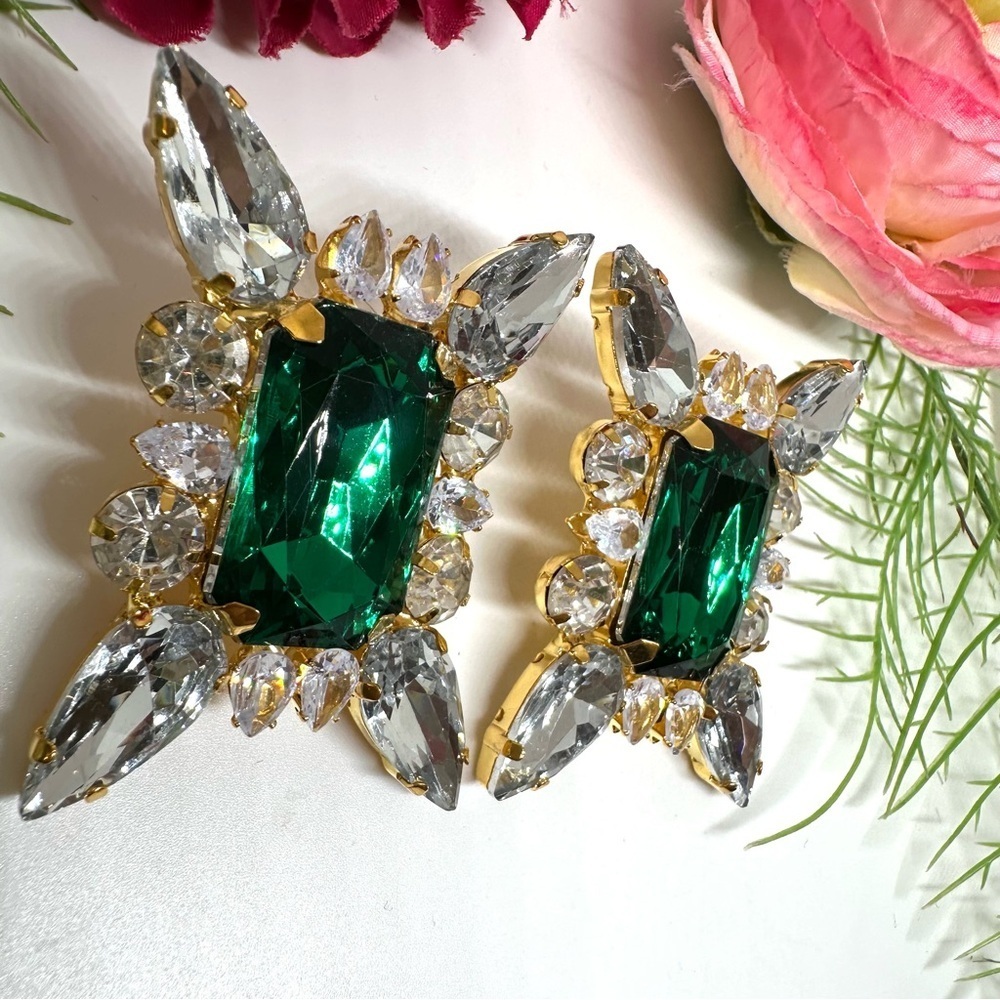 NEW⚜️ Emerald Statement Green Crystal Earrings - Picture 5 of 7